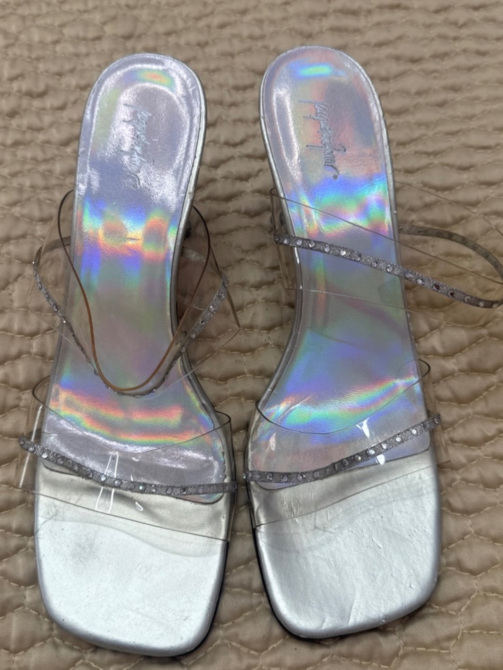 Jacqueline Ferrari Lucinda Women's Shimmering Acrylic Silver Clear Heels Sz 8.5M